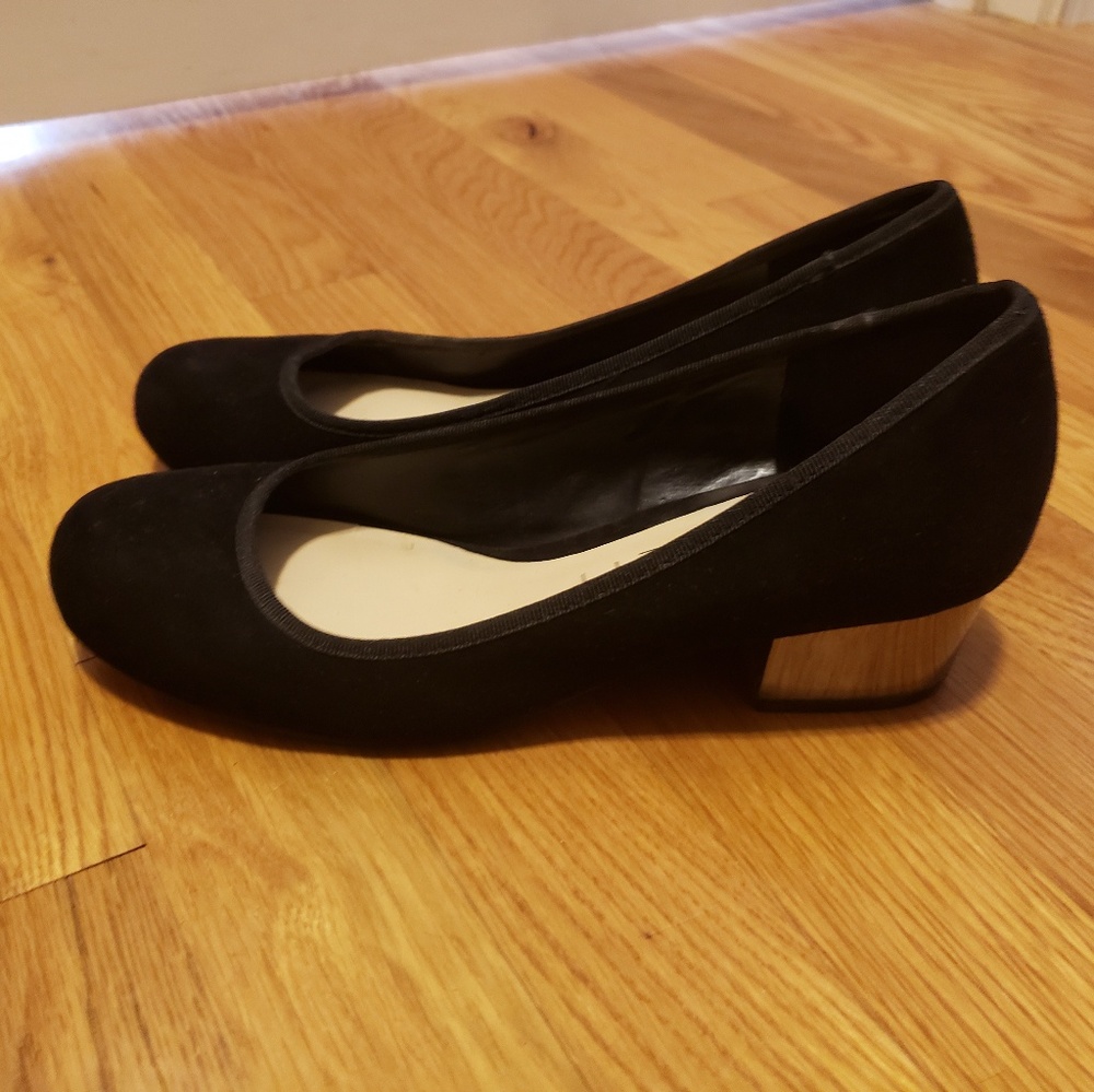 Sole Society Black Suede like material block heels